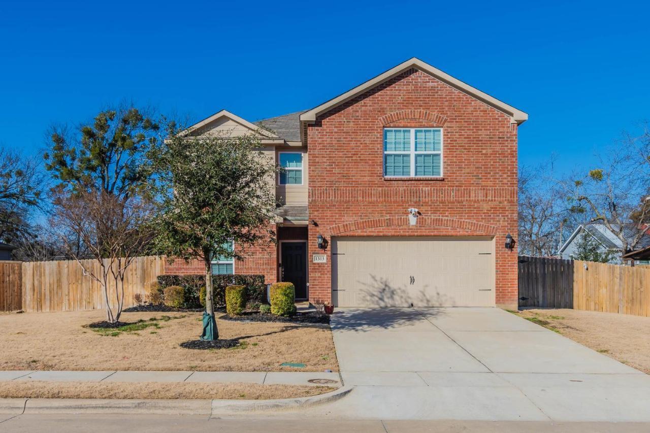 Luxury 5Br Dallas Retreat With Business Amenities - Perfect For Business Travelers, Families & Groups Buitenkant foto