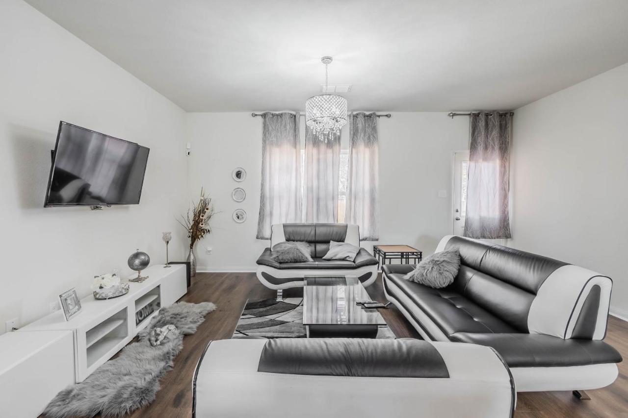 Luxury 5Br Dallas Retreat With Business Amenities - Perfect For Business Travelers, Families & Groups Buitenkant foto