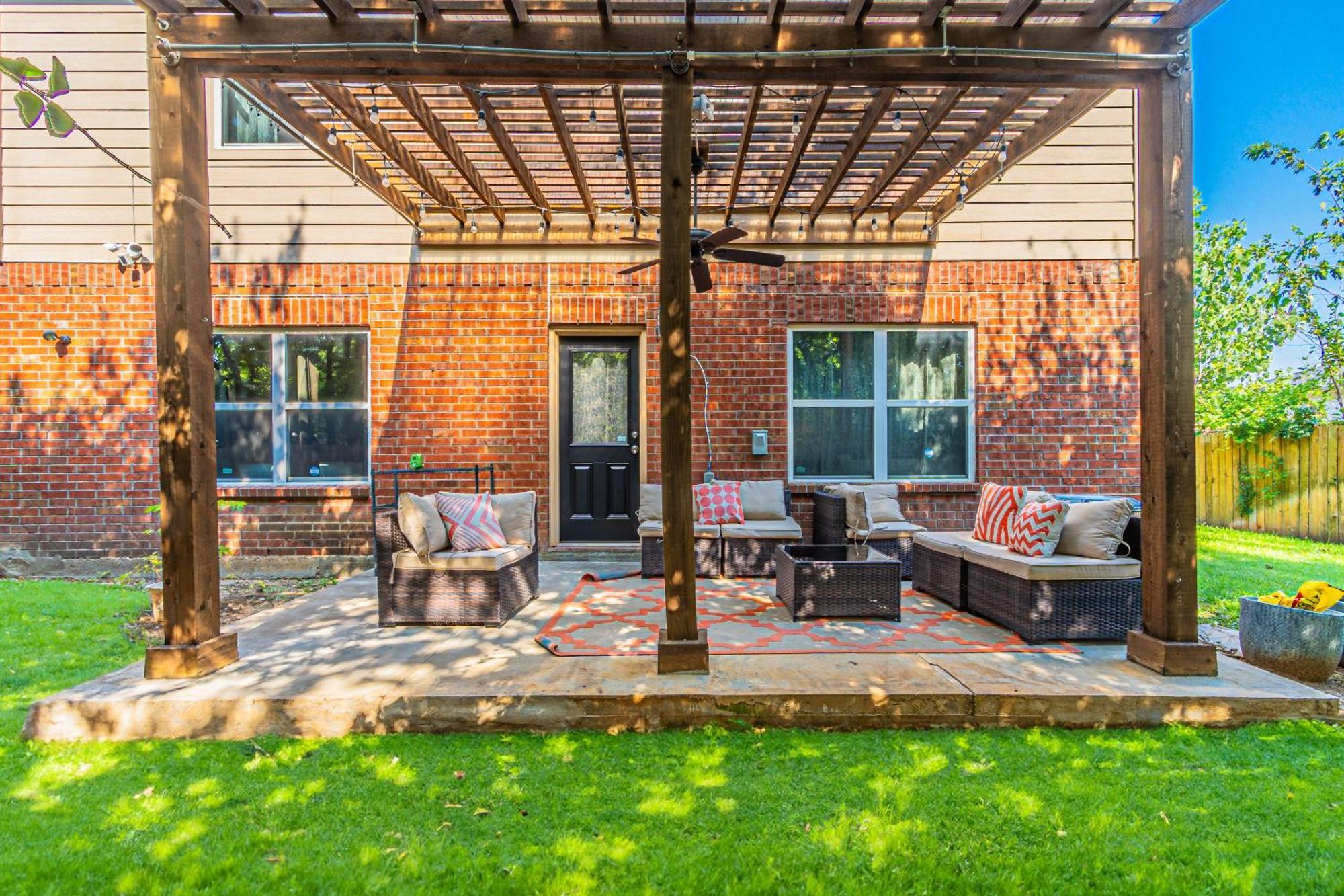Luxury 5Br Dallas Retreat With Business Amenities - Perfect For Business Travelers, Families & Groups Buitenkant foto