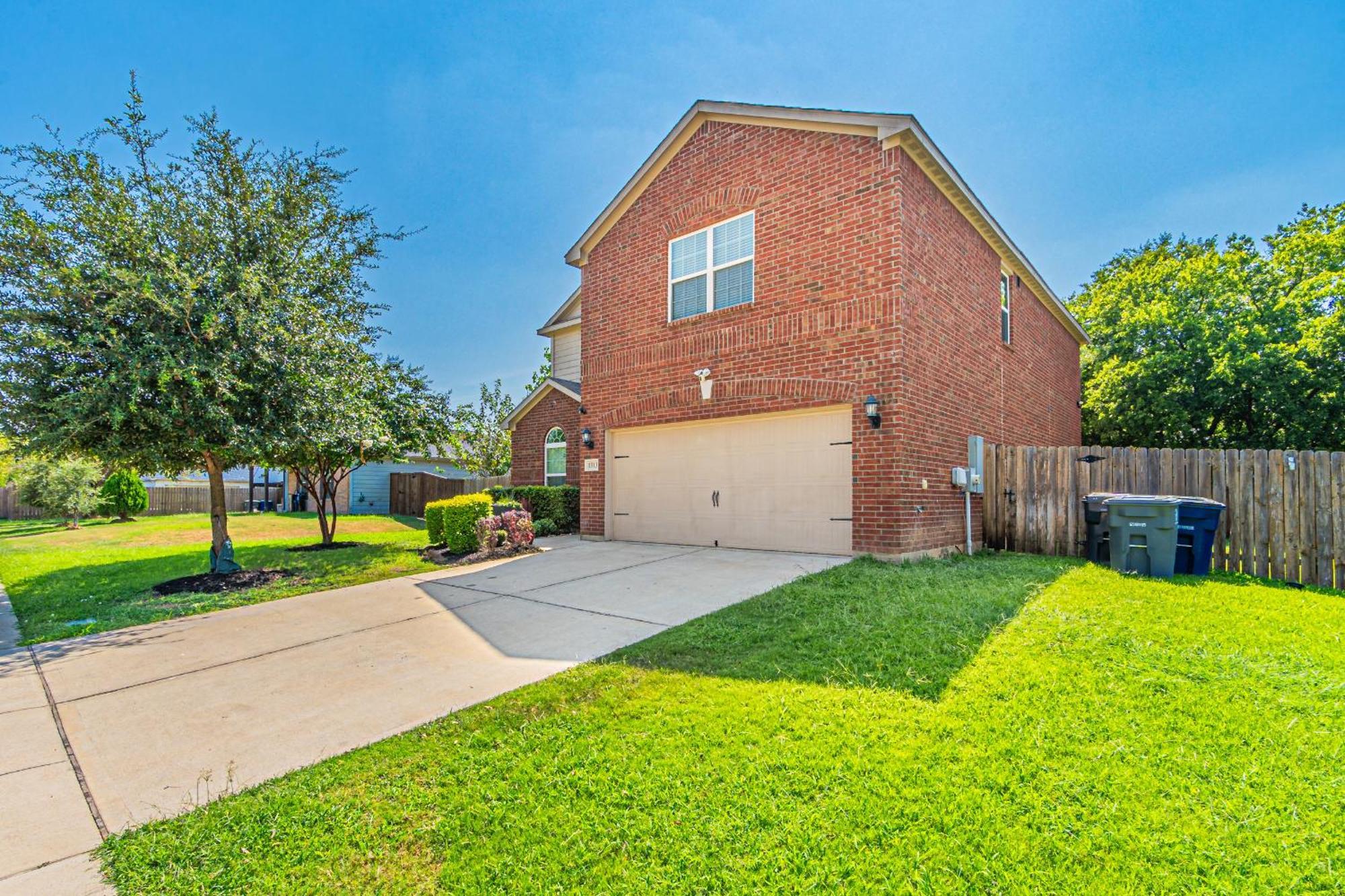 Luxury 5Br Dallas Retreat With Business Amenities - Perfect For Business Travelers, Families & Groups Buitenkant foto